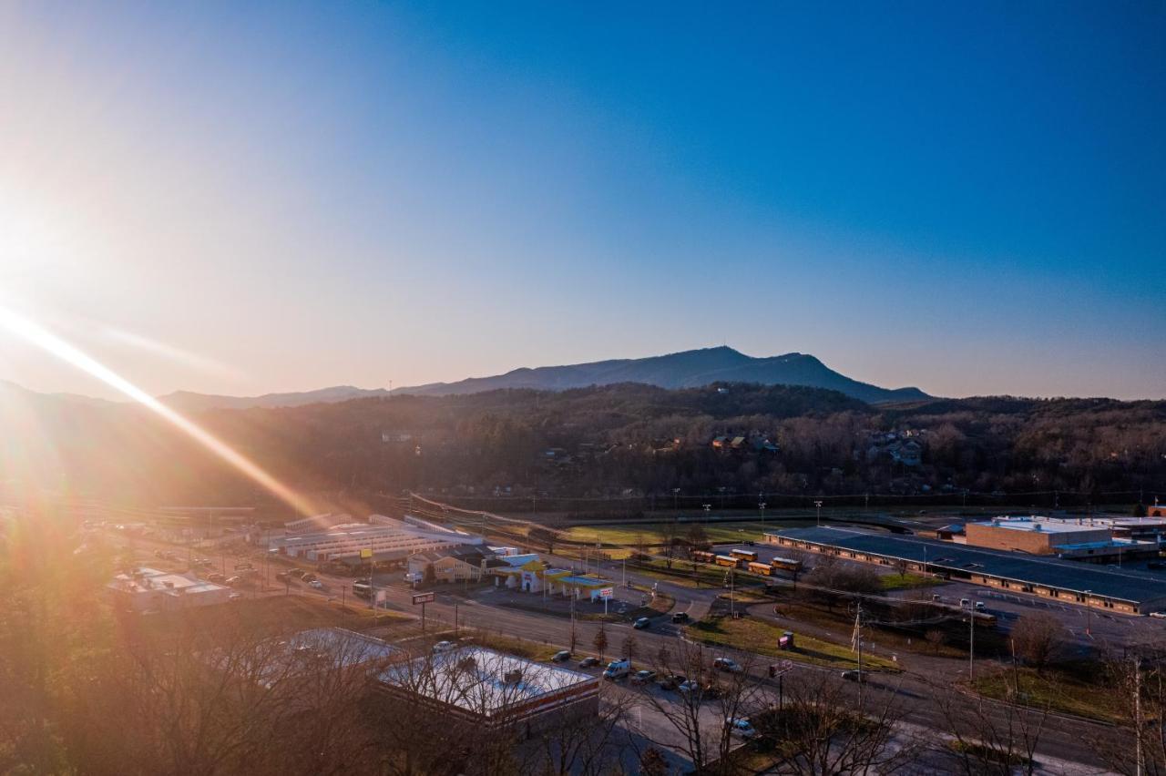 Bear Claw - Bear Claw Retreat In Pigeon Forge! Βίλα Εξωτερικό φωτογραφία